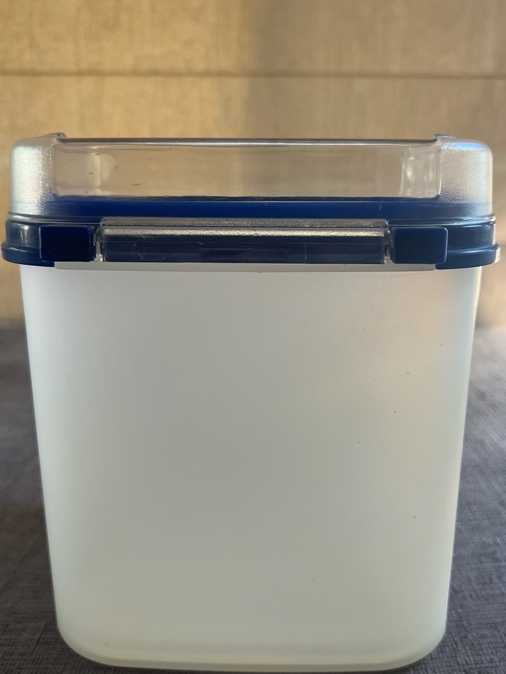 Tupperware White Container with Blue Seal and Clear Lid - Picture 11 of 13